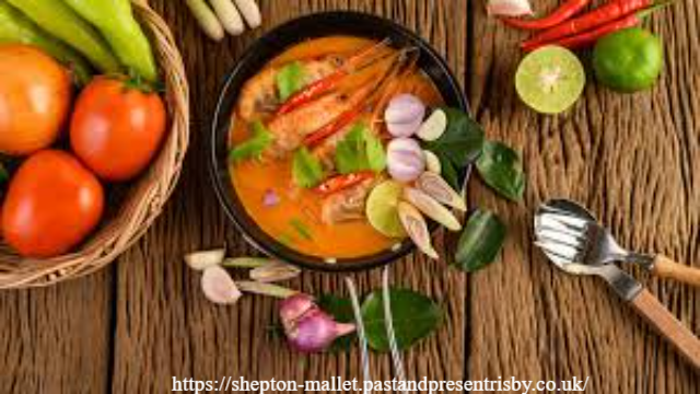 Pe Aor Tom Yam Kung: Sensasi Kuliner Tom Yum