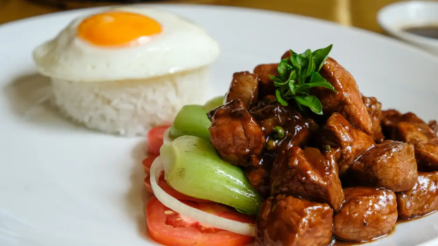 Rekomendasi Kuliner Terkenal di Kamboja yang Harus Kamu Coba